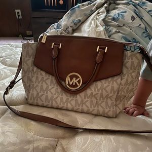 MK Purse